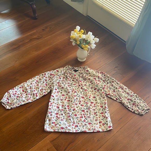 J.Crew Scalloped Tie Neck Vintage Top - Picture 3 of 9